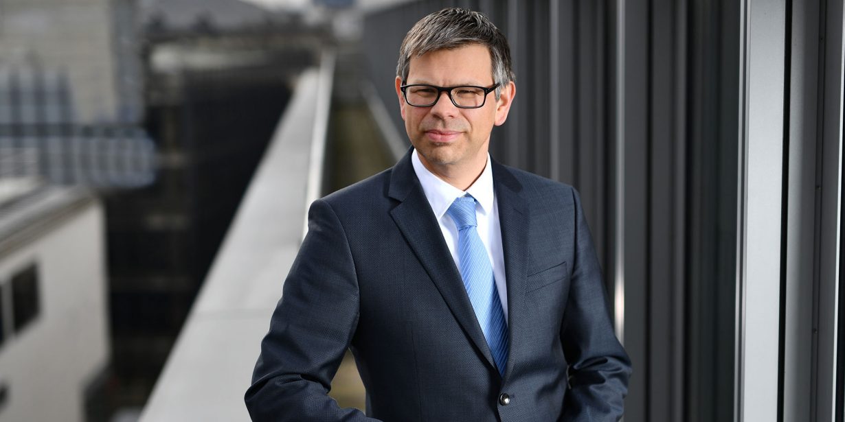 Dr. Markus Contzen ist Partner der h&z Unternehmensberatung und berät sowohl Unternehmen im Besitz von Finanzinvestoren als auch klassische Mittelständler. Foto: Joerg Koch / sternthaler